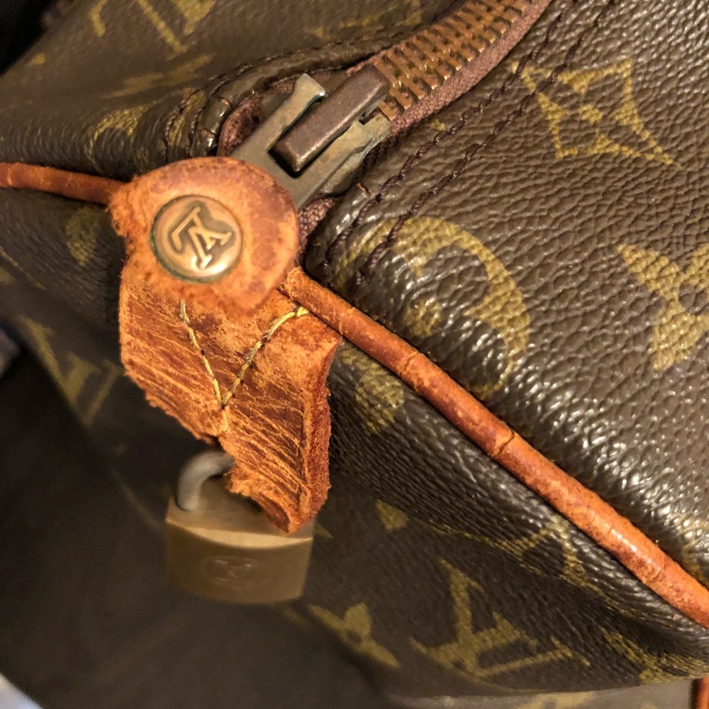 SOLD LOUIS VUITTON MONOGRAM CANVAS SPEEDY 30 - Picture 5 of 8